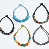 Collares de hueso