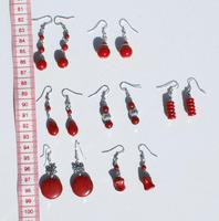 Aretes de piedras rojas